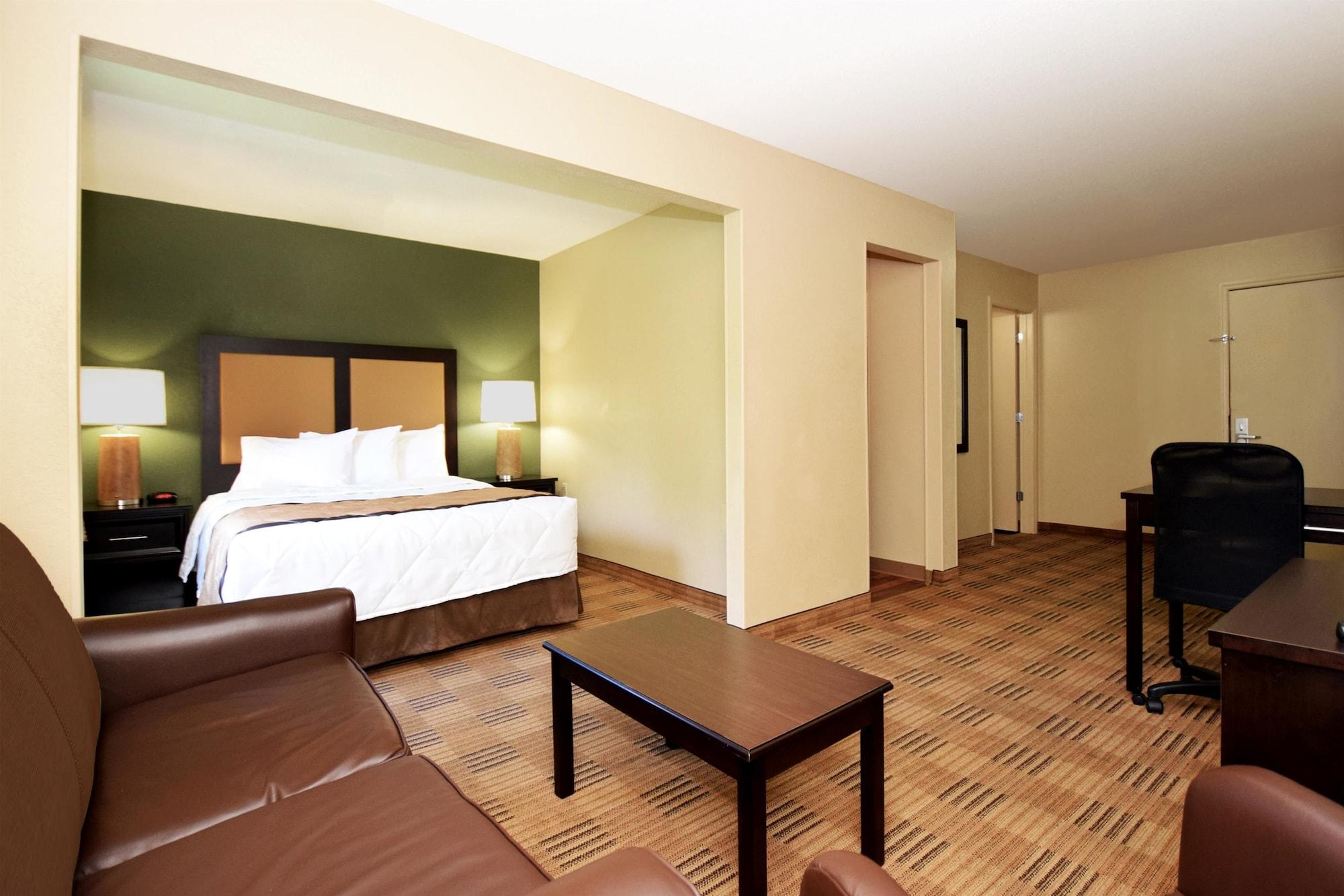 Extended Stay America Select Suites - Rockford - State Street Экстерьер фото